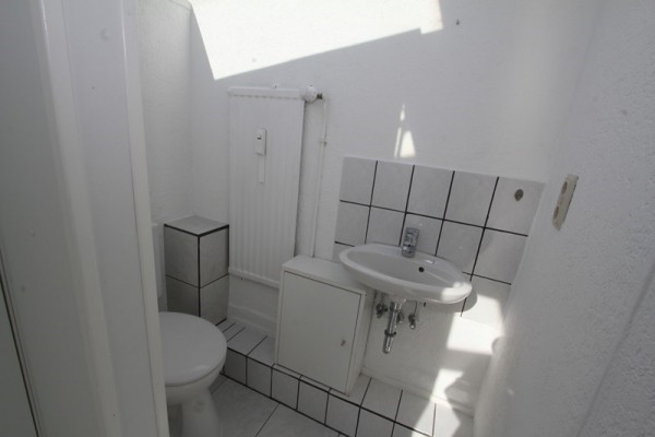 Gäste-WC [800x600].JPG